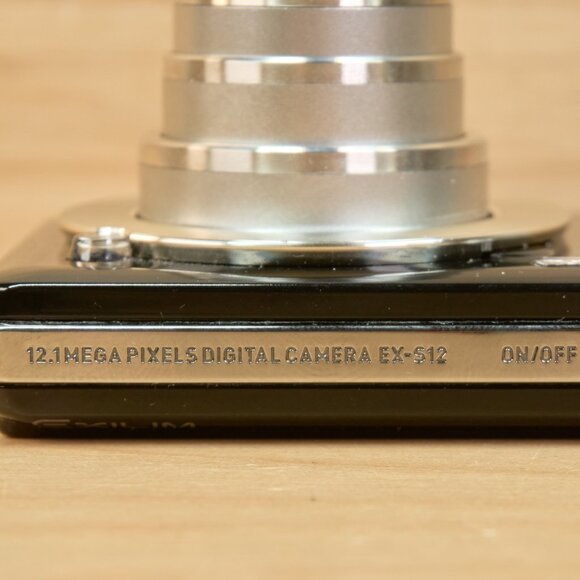 Casio Exilim EX‑S12 12.1  MP Digital Camera – Tested & Working (Black) - Picture 6 of 8